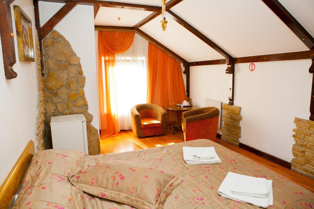 Ideal Hotel Vinnytsia Exterior photo